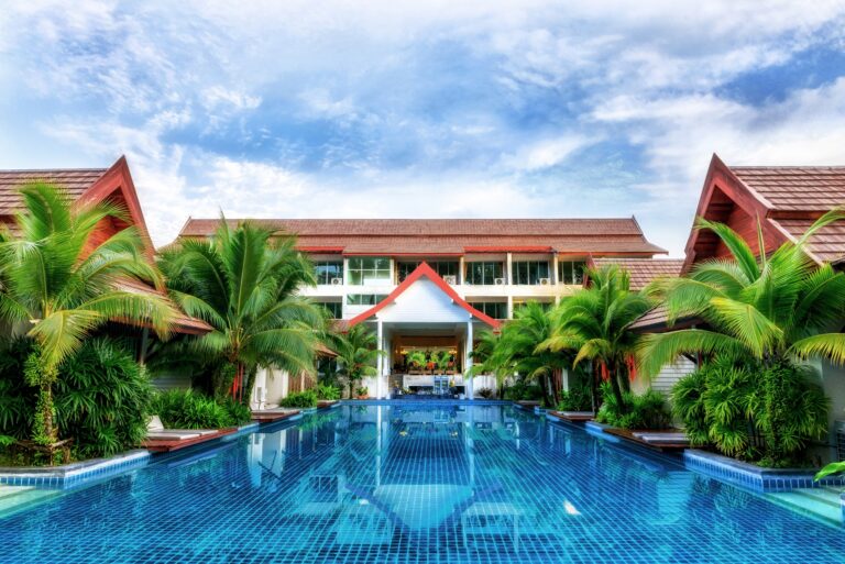 Phuket Thailand Badeverlängerung L'esprit de Najang Beach Phuket Thailand Badeverlängerung L'esprit de Najang Beach