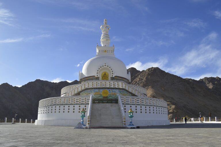 Foto: Indian Chakraa, Indien Rundreise, Trekking Ladakh, Himalaya Indien Rundreise, Trekking Ladakh, Himalaya