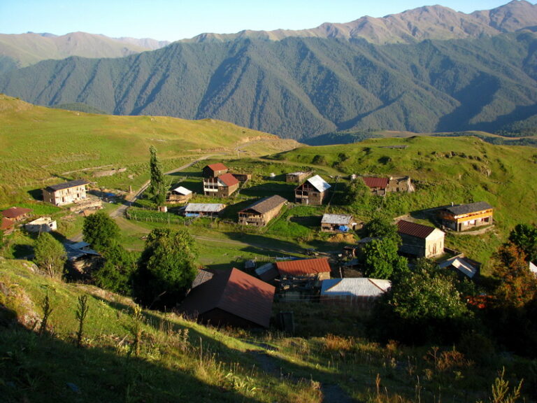Georgien Rundreise Frühstück im Kaukasus Georgien Rundreise Frühstück im Kaukasus