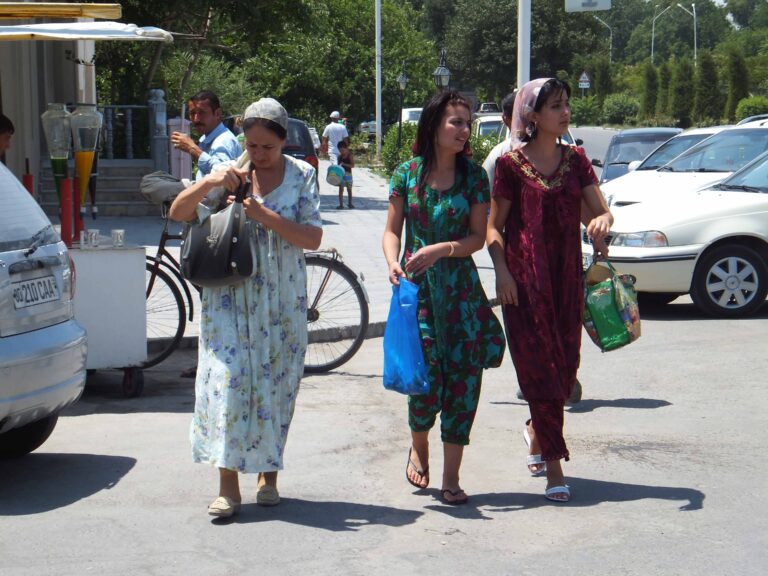 Usbekistan Frauenreise