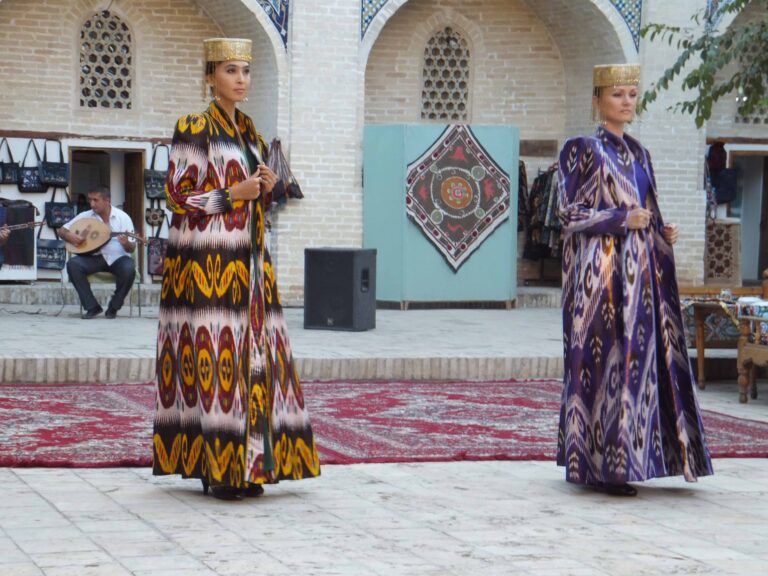 Usbekistan Frauenreise