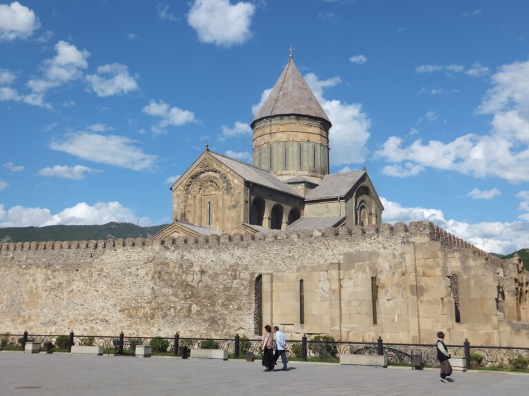 Georgien Rundreise Frühstück im Kaukasus Georgien Armenien Rundreise Kaukasus Mzechta