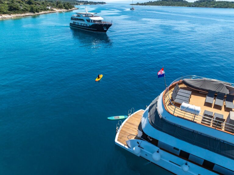 msmyway_aussen adriaticcruise_adriakreuzfahrt_kroatien_kompas