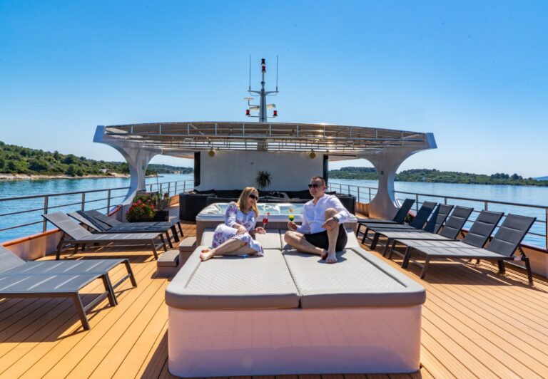 msmywaydeck adriaticcruise_adriakreuzfahrt_kroatien_kompas