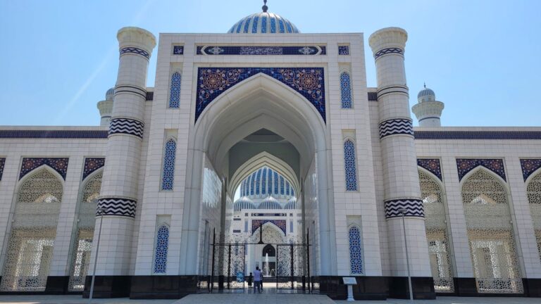 Duschanbe Tadschikistan, Go East Reisen Rundreise Kirgistan-Tadschikistan