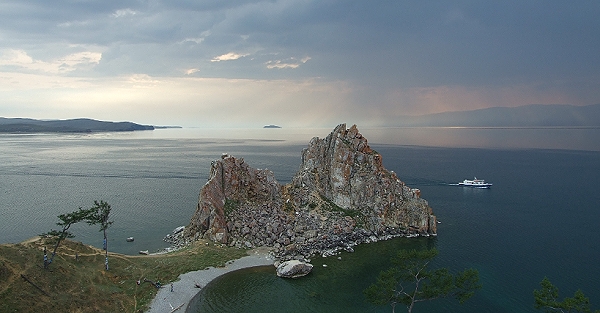transsib-reise-baikalsee Baikalsee-Panorama, ein definitiv unvergessliches Erlebnis während der Reise mit der Transsibirischen Eisenbahn